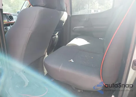 2022 Toyota Tacoma Sr5 V6 z USA, uszkodzony, nr VIN 3TMAZ5CN5NM161317